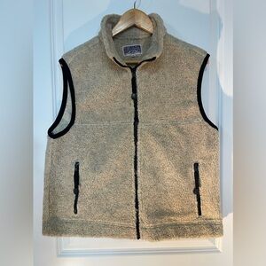 Unisex Vintage Nevada Sherpa vest. Sz 38